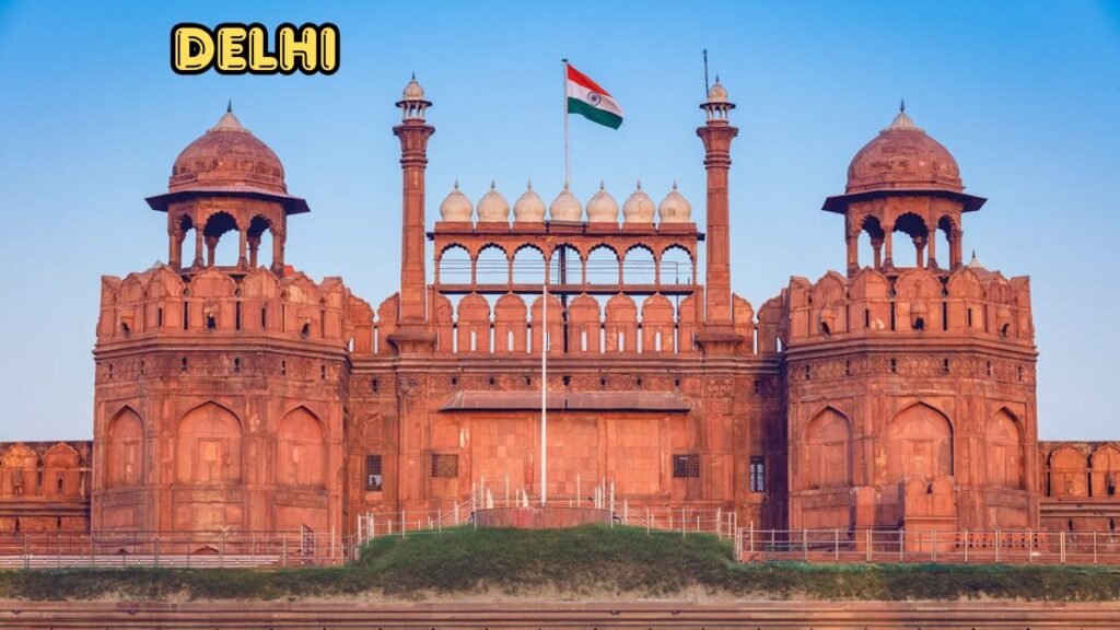 Which are the 10 places in India that one should visit in his lifetime