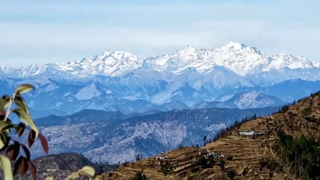 What are a few good places to visit in India in the month of June