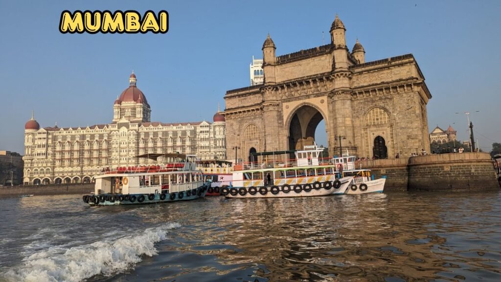 Which are the 10 places in India that one should visit in his lifetime