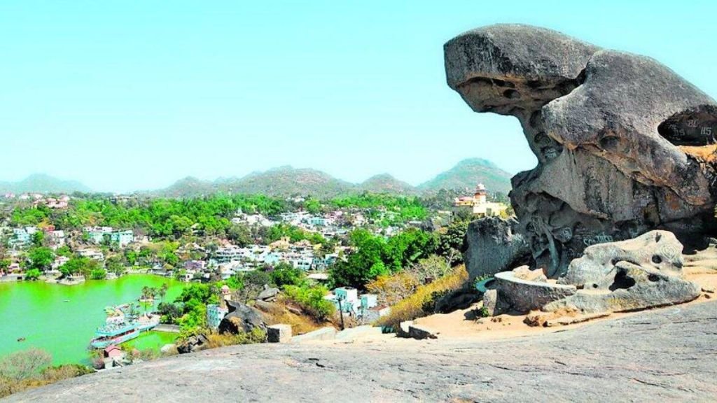What are a few good places to visit in India in the month of June